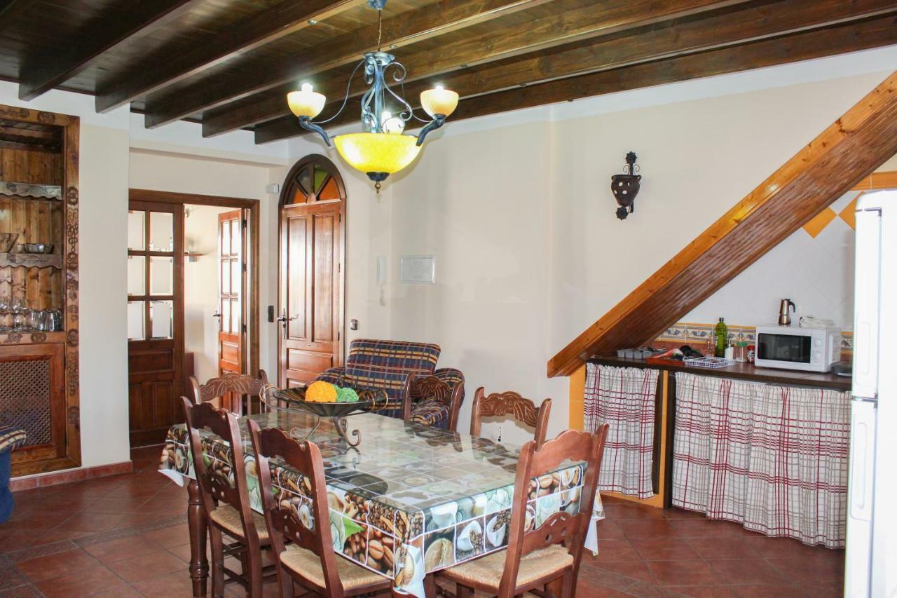 Pensjonat Casa De Teones Montecorto Zewnętrze zdjęcie